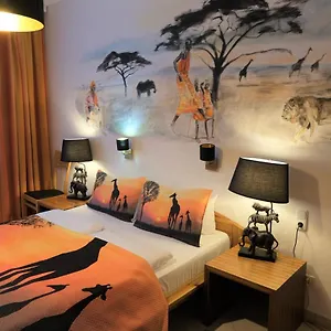 https://hotel-engelbert-dusseldorf.topcolognehotels.com