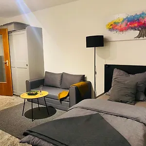 https://schones-wohnen-in-gross-buchholz-zentralmodern.hannover-hotel.net
